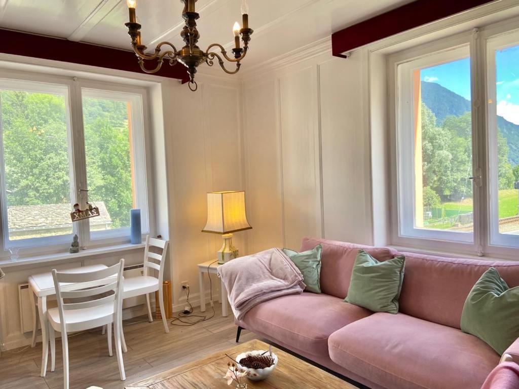 Chasa Sassalbo Bed & Breakfast Poschiavo Luaran gambar